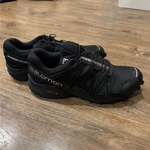 Salomon Speedcross tail runners